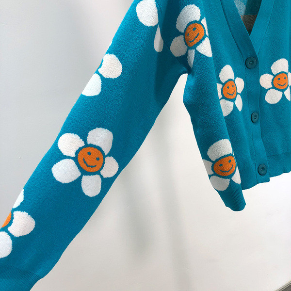 Cardigan de dama cu nasturi de culoare albastra