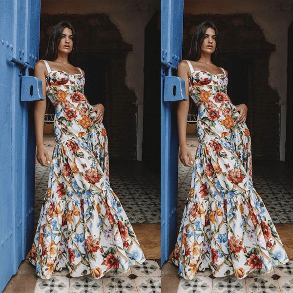 Rochie de dama lunga moderna cu model floral in alb