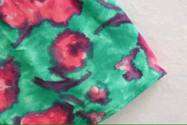 Rochie casual de dama cu decolteu O in verde