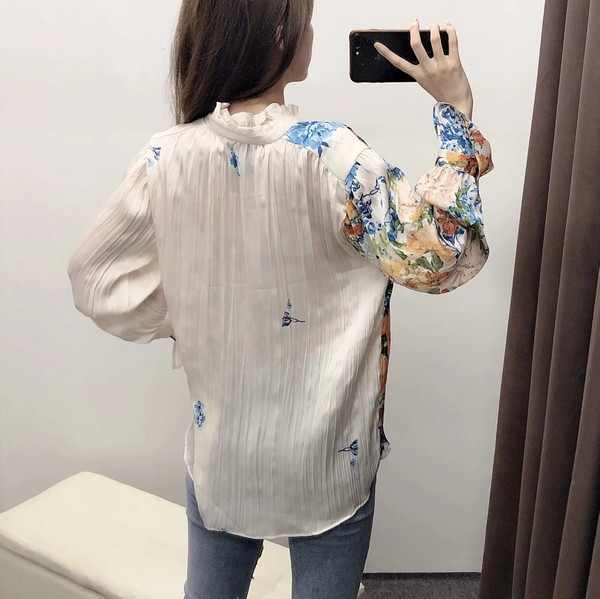 Modern női blúz széles modell virágmintával