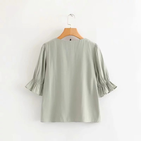 Rövid ujjú női blúz, két színben