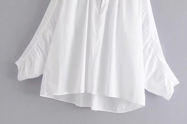 Camasa de dama model nou la zi cu maneci largi de culoare alba