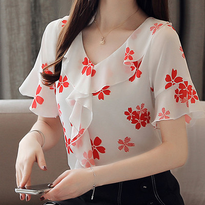 Női modern blúz három színben virágos motívumokkal