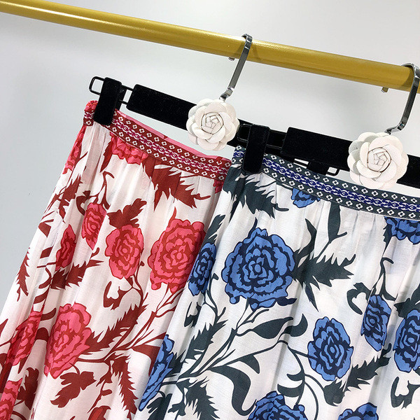 Virágmintás női hosszú szoknya, két színben