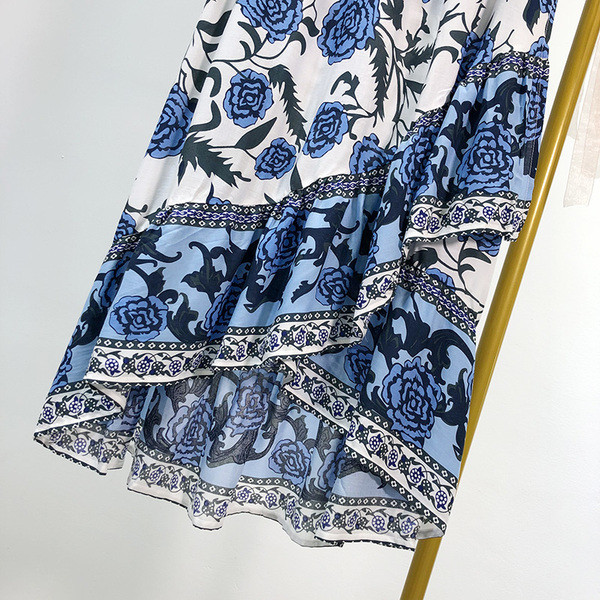 Virágmintás női hosszú szoknya, két színben