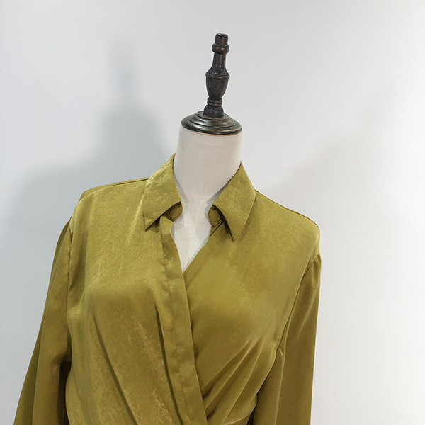 Női alkalmi ruha hosszú ujjal, gumírozott derékkal