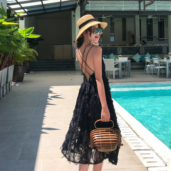 Fekete-fehér keresztpántos női ruha