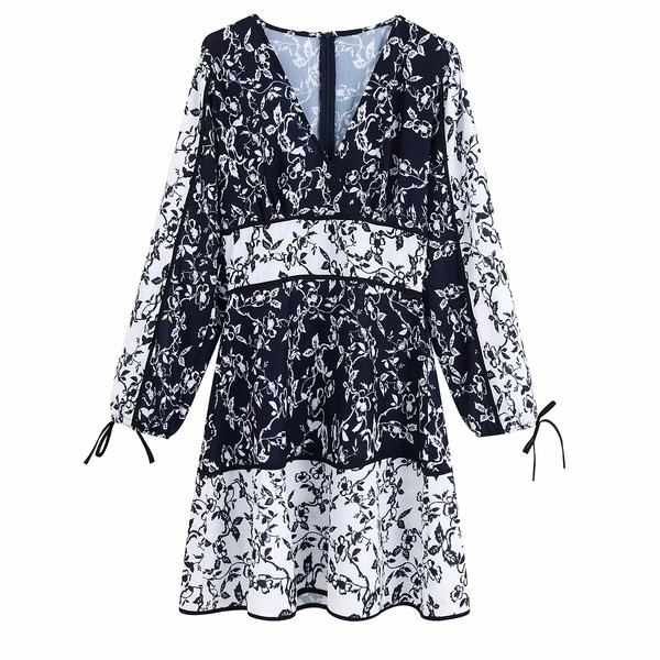 Mintás női hosszú ujjú ruha