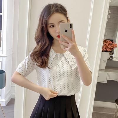 Cămașă de damă actuală cu mâneci scurte și nasturi - în trei culori