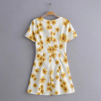 Rövid ujjú, virágmintás női ruha