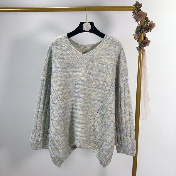 Női pulóver V-nyakkal, három színben