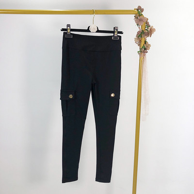 Дамски панталон със джобове - slim модел