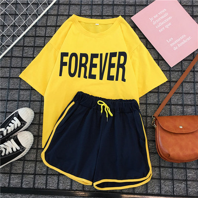 Két részből álló napi női szett, különböző színű felirattal