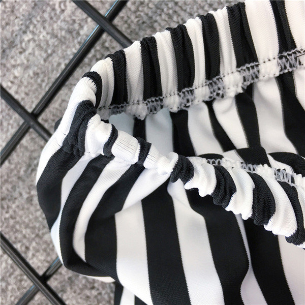 Set de vară pentru femei din două părți alb-negru