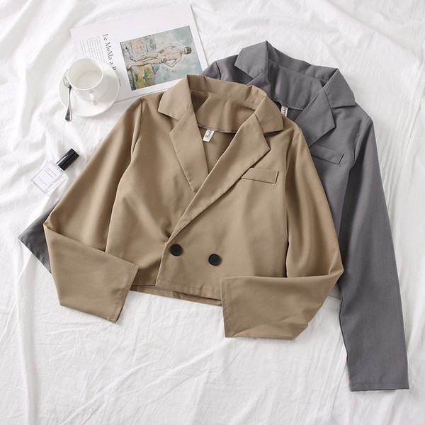 Modern női kabát fehér, fekete, barna és szürke színekben