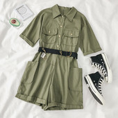 Modern női overál szürke és zöld övvel