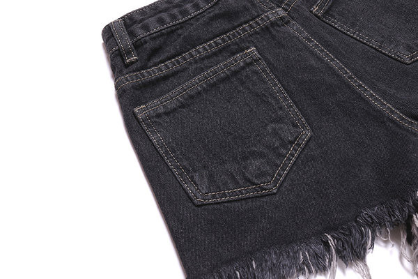 Blugi scurti de dama cu motive rupte de culoare inchisa