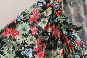 Model nou de rochie de dama colorata cu decolteu in V