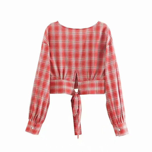 Cămașă în carouri de damă - model scurt cu mâneci lungi