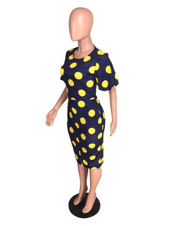 Rochie de damă elegantă cu buline, cu mâneci 3/4 și decolteu O