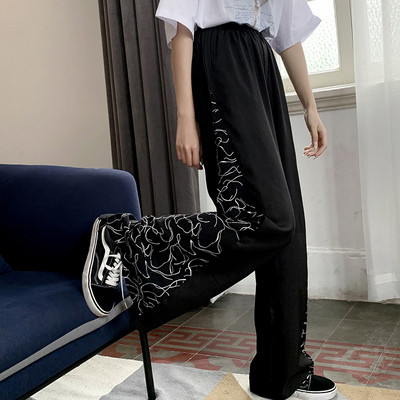 Дамски ежедневни панталони с еластична талия в черен цвят