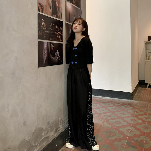 Дамски ежедневни панталони с еластична талия в черен цвят