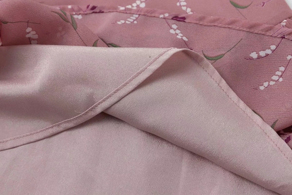 Rochie de dama cu maneci lungi si model floral