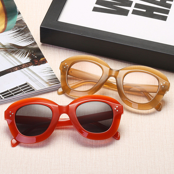 Ochelari de soare rotunzi moderni de dama in mai multe culori