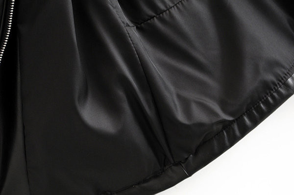 Geaca de dama moderna cu fermoar de culoare neagra