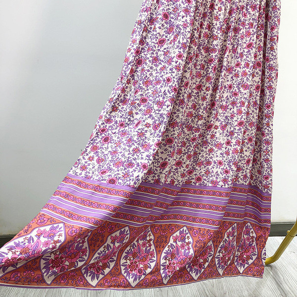 Rochie lunga de dama cu bretele subtiri si model colorat