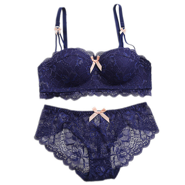 Lenjerie intimă în două părți cu dantelă în diferite culori