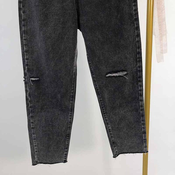 Női hosszú farmer, magas derékkal, szakadt motívummal