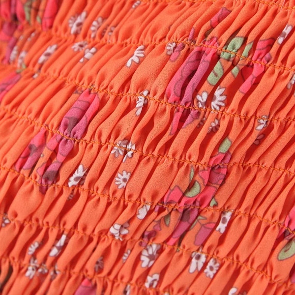 Bluză de damă elegantă, model nou, cu decolteu pătrat și motive florale