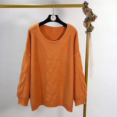 Női pulóver ovális nyakkivágással, négy színben