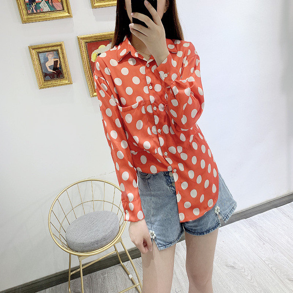 Cămașă de șifon de damă cu puncte roșii