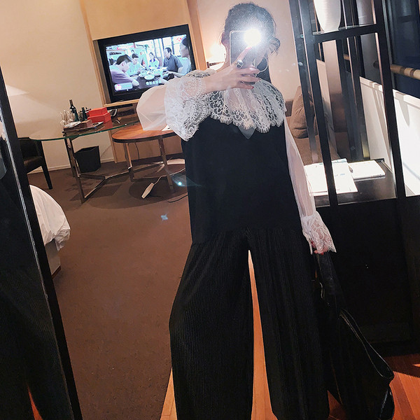 Pantaloni de dama moderni plisati in mai multe culori