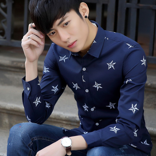 Aktuális férfi ing fehér és kék színben, rátéttel