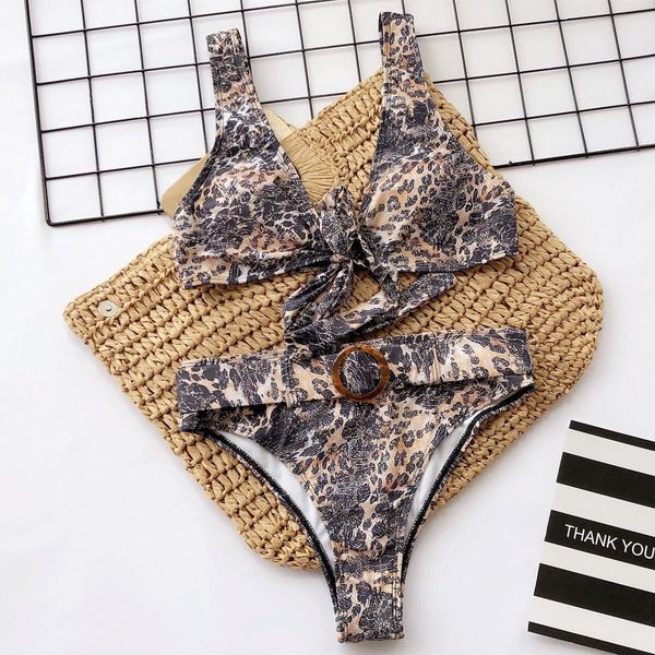 Model nou de costum de baie din două piese cu curea și model leopard