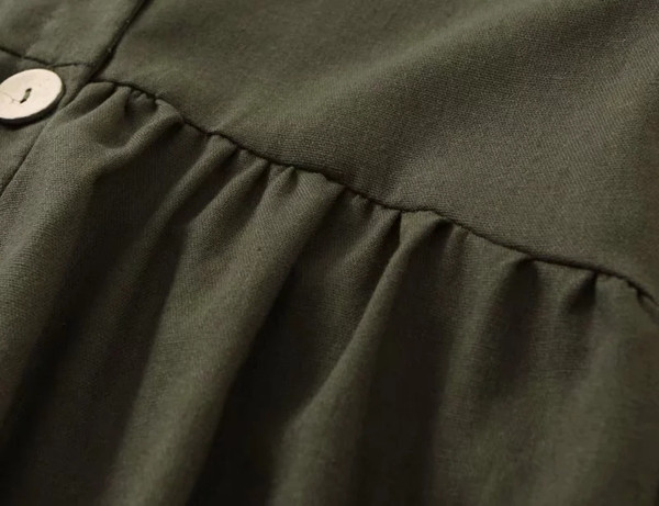 Rochie actuală de damă cu mâneci lotus în negru