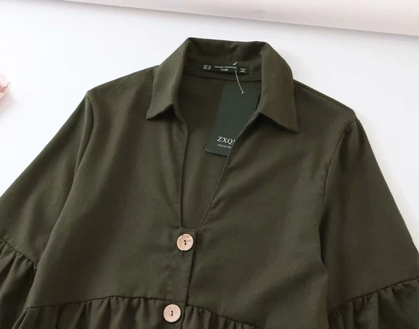 Rochie actuală de damă cu mâneci lotus în negru