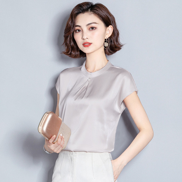 Bluză de damă elegantă, în trei culori, cu mâneci scurte