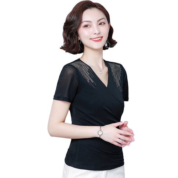 Bluză de damă modernă în negru cu pietre