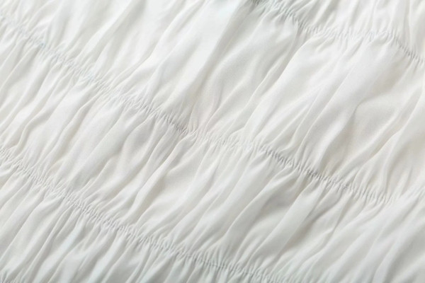 Bluză de damă modernă cu decolteu pătrat - culoare albă