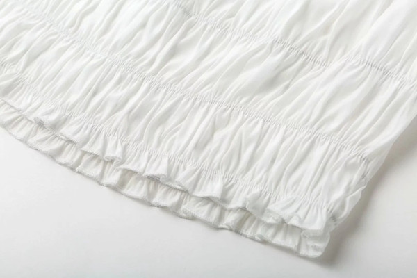 Bluză de damă modernă cu decolteu pătrat - culoare albă