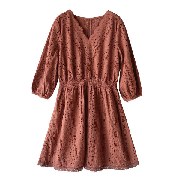 Aktuális női ruha hosszú ujjal két színben