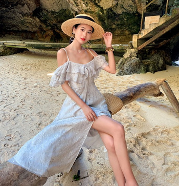 Rochie de dama moderna - model croiat cu umerii goi