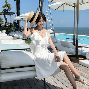 Rochie scurta moderna de dama alb cu bretele subtiri