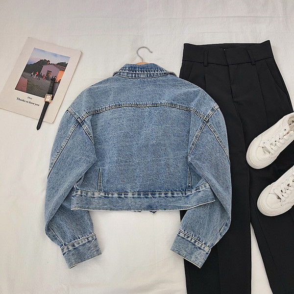 Geacă casual de damă din denim model larg de culoare albastră