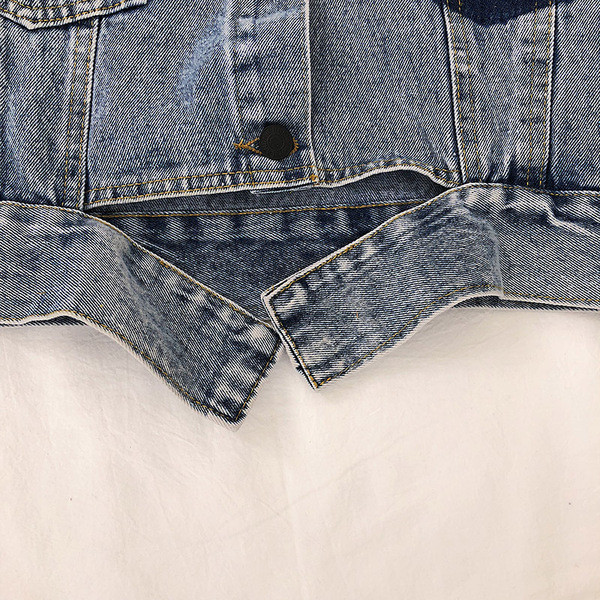 Geacă casual de damă din denim model larg de culoare albastră