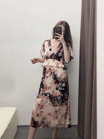 Új modell stílusos női ruha V-nyakkal és hasítékkal